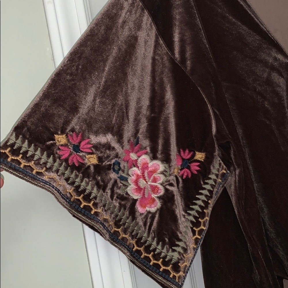 Light brown velvet front tie shirt.